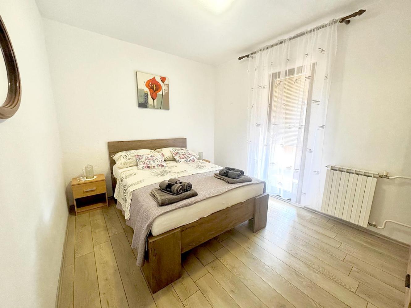 Apartments Ares Rovinj Exterior photo