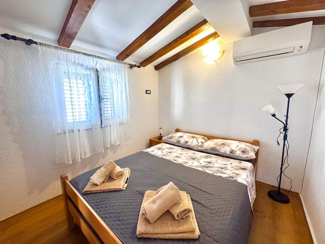 Apartments Ares Rovinj Exterior photo